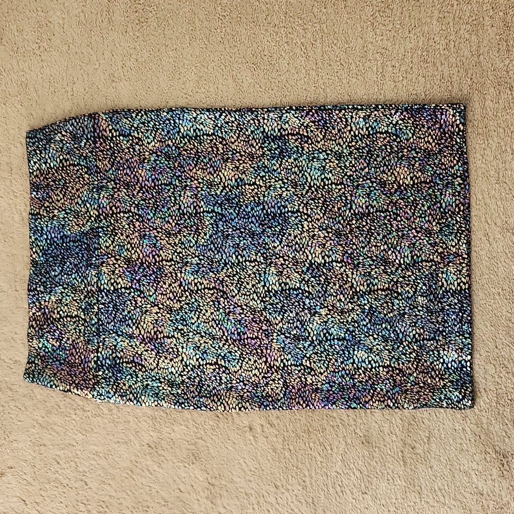 Lularoe Cassie Stretchy Pencil Skirt Mermaid Iridescent Design Size MEDIUM